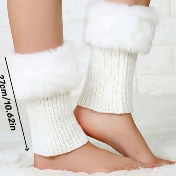 White Faux Fur Boot Cuffs – Warm Plush Ankle Covers for Winter Boots - Picture 4 of 7
